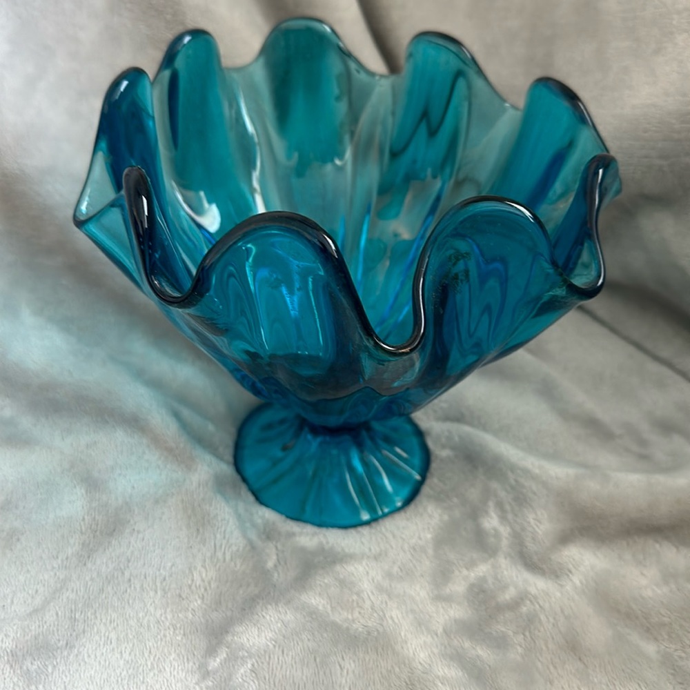 Vintage L.E. Smith Blue Pedestal Art Bowl